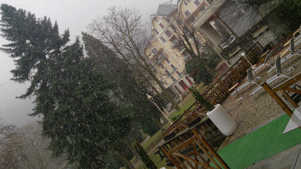 Homtel Le Parc Hotel Allevard Luaran gambar