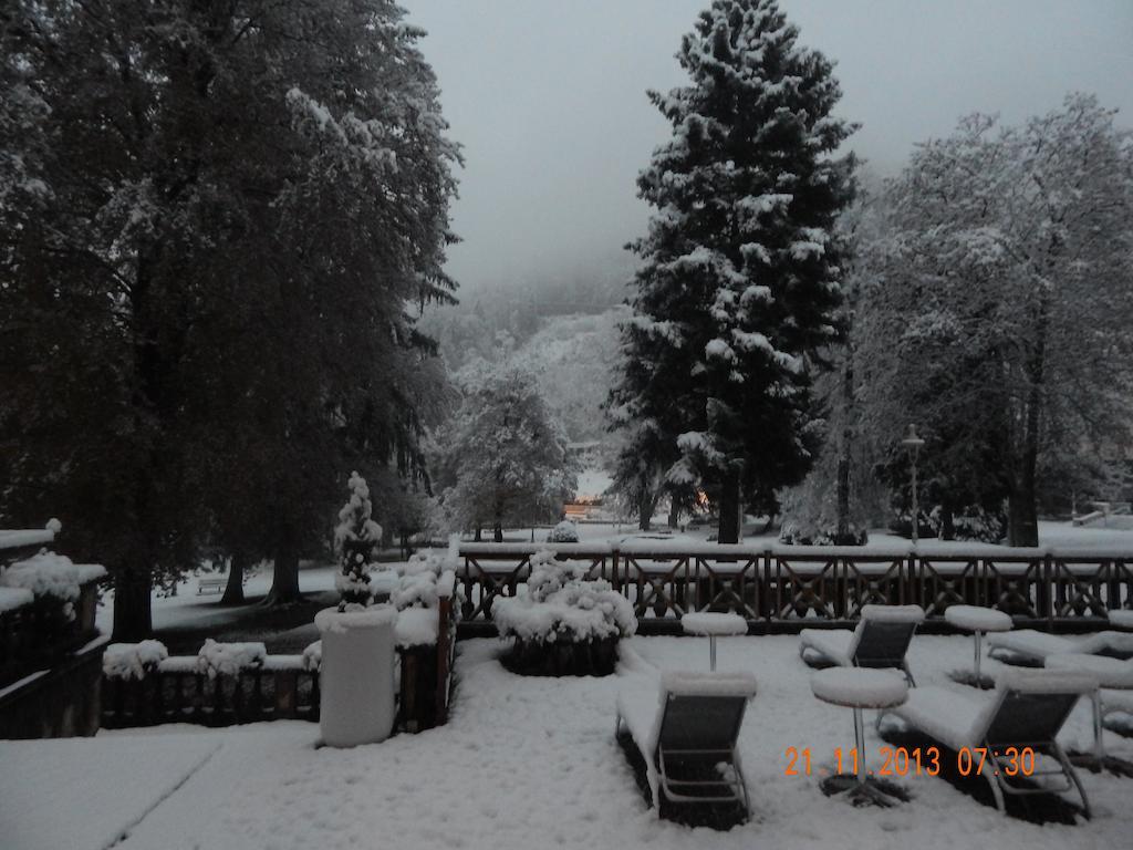 Homtel Le Parc Hotel Allevard Luaran gambar